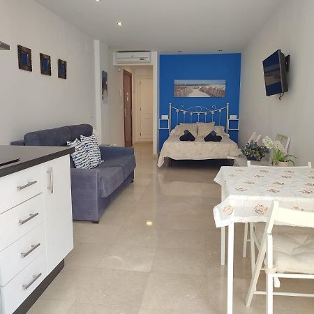 Turisstiko La Roca Chica 4 Apartment Torremolinos Exterior photo
